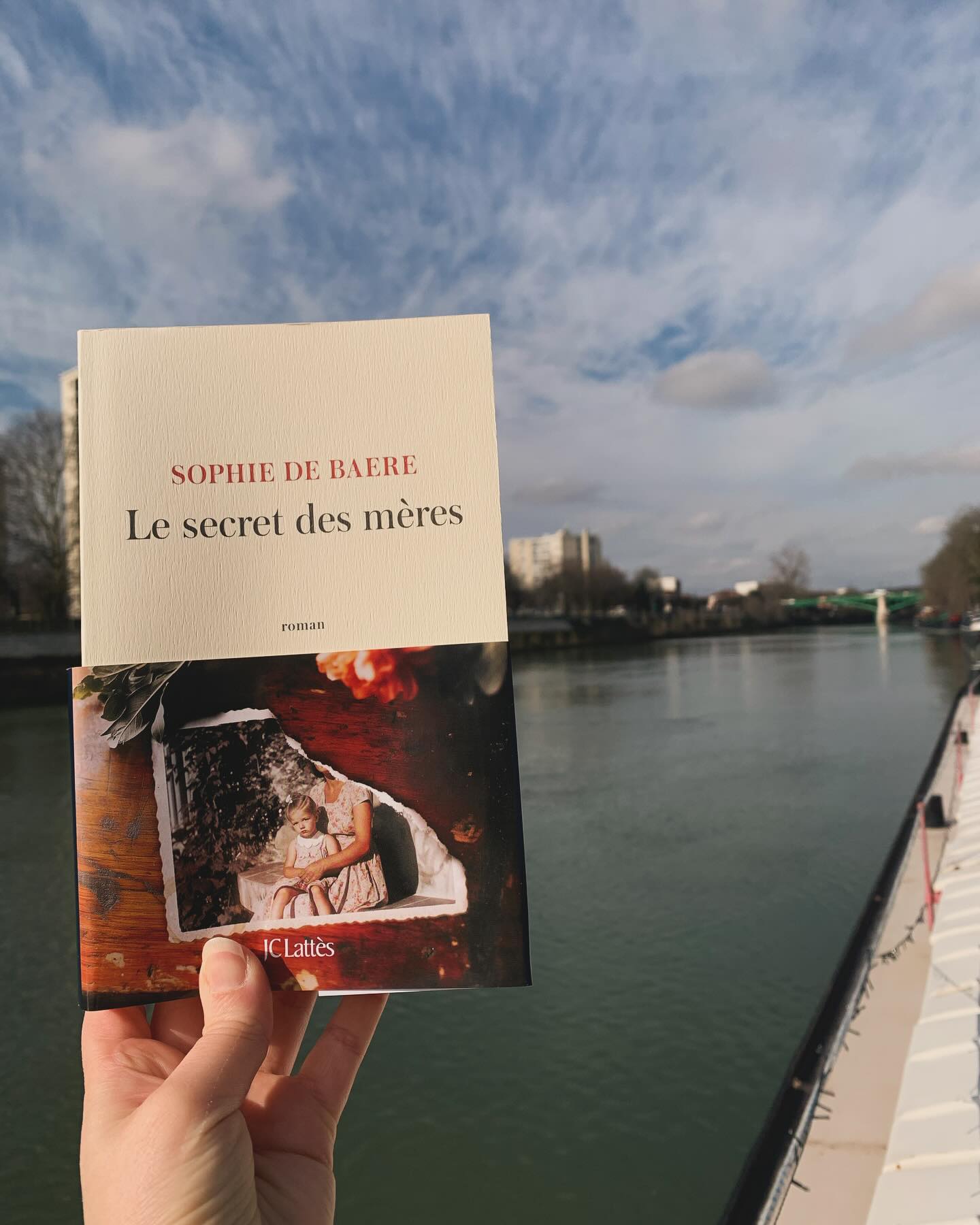 Vous consultez actuellement « Le secret des meres » par Sophie de Baere